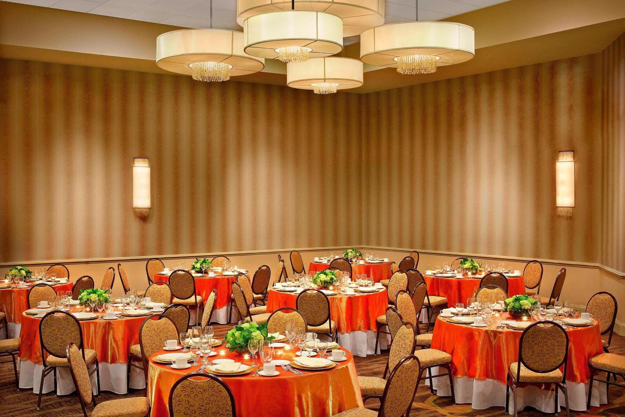 Sheraton Albuquerque Airport Hotel Екстер'єр фото
