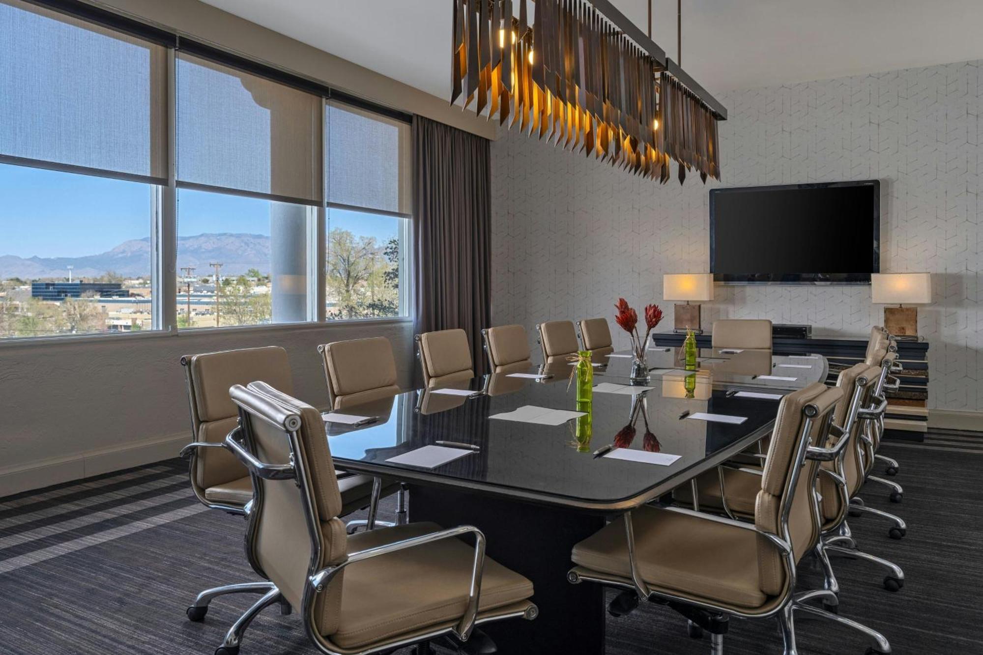 Sheraton Albuquerque Airport Hotel Екстер'єр фото
